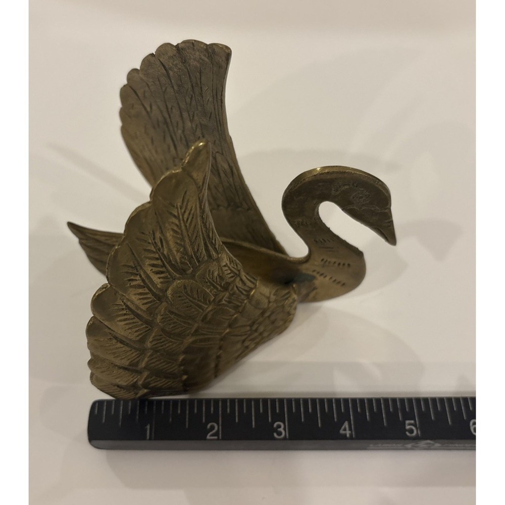Vintage MCM Brass Swan Statue Home Decor 5.25" Cottage Core - Picture 6 of 7